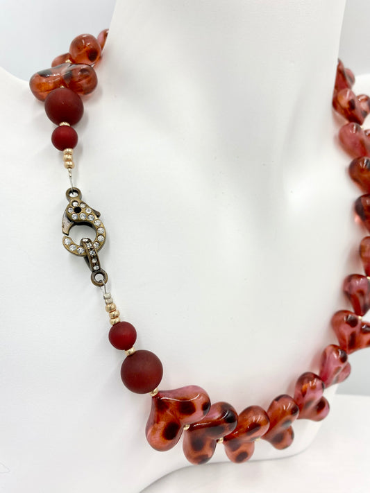 Collier « cœur Léopard rosé »