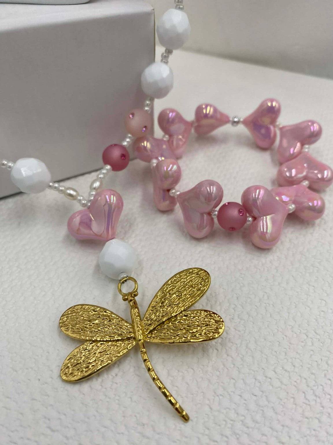 Sautoir cœur rose / libellule