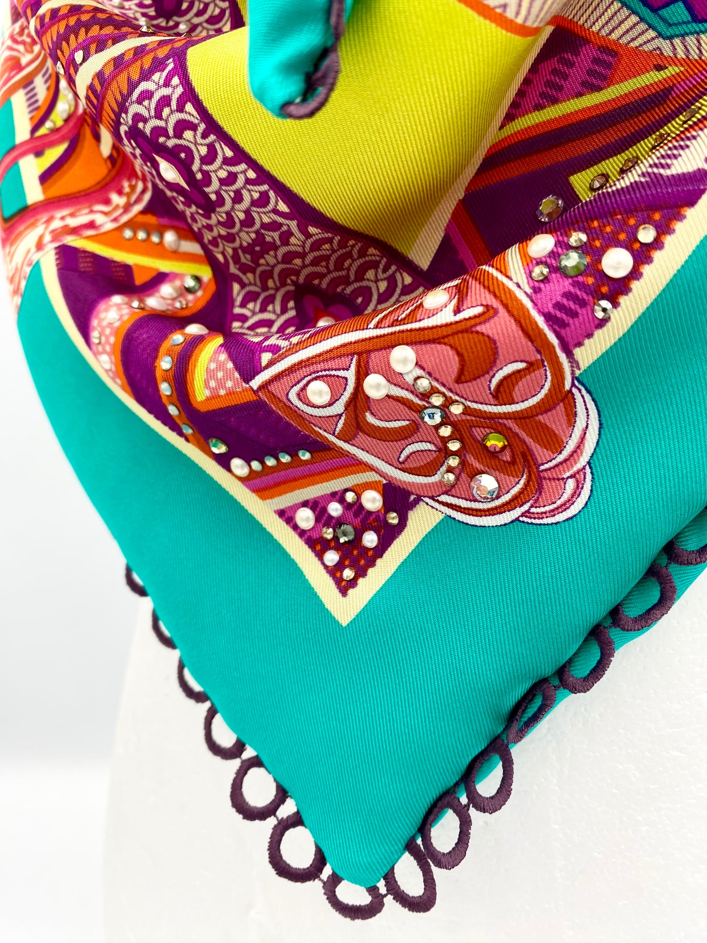 Foulard en soie « full » couleurs /01