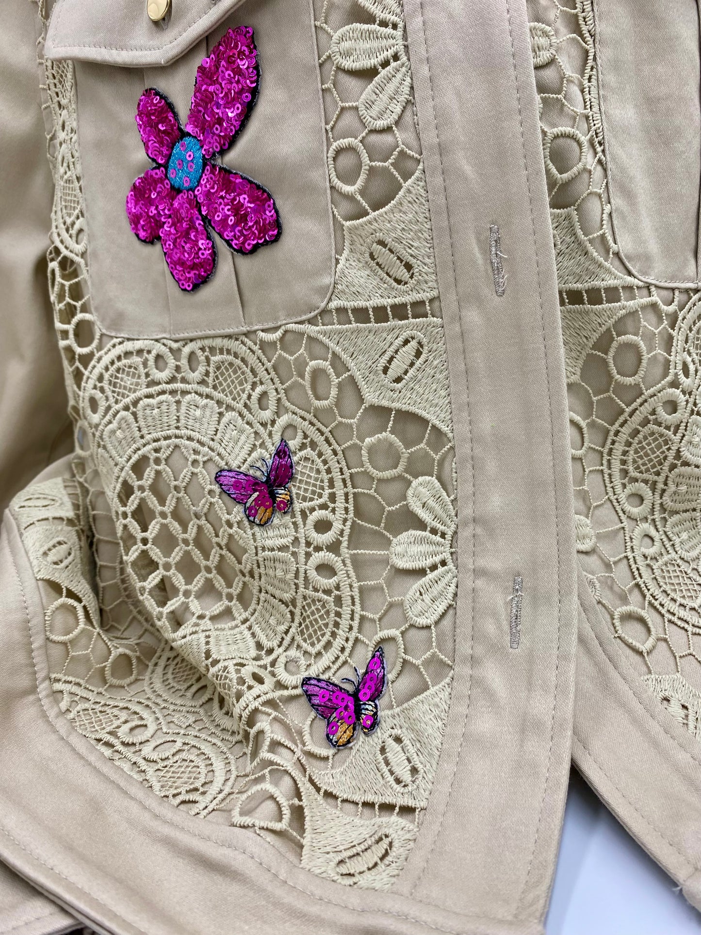 Veste papillons /tulipes
