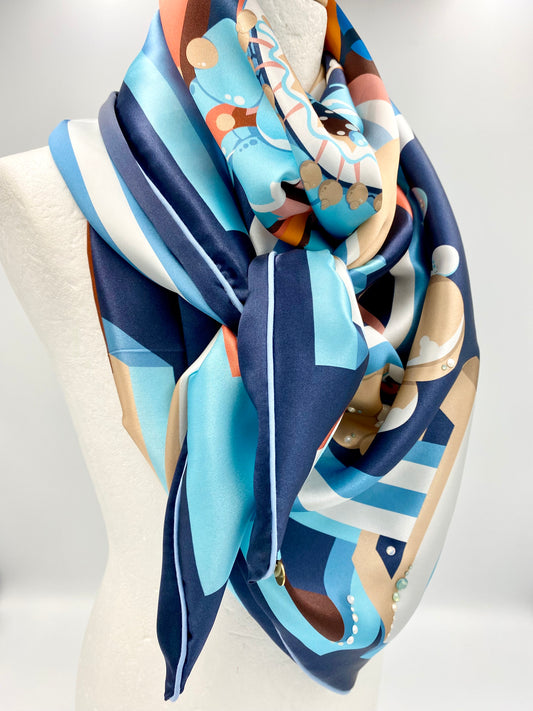 Foulard en soie bleu marine/01