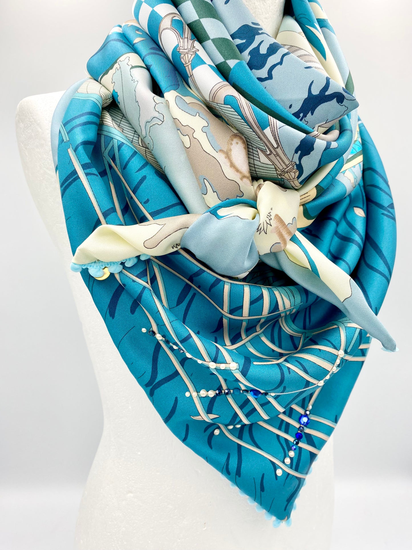 Foulard en soie bleu canard /01
