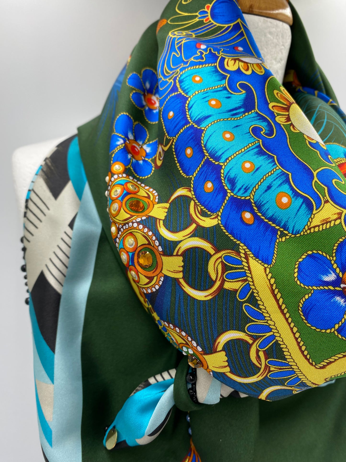 Foulard en soie « orientale »