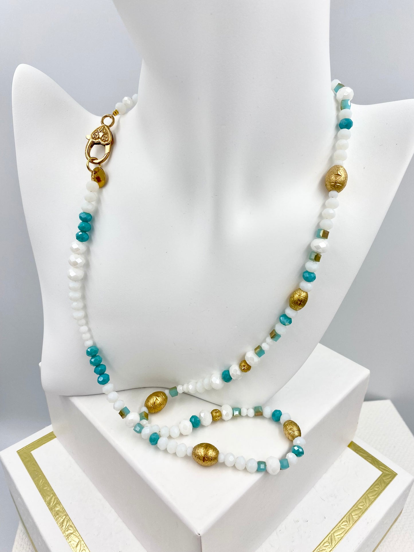 Sautoir blanc/turquoise