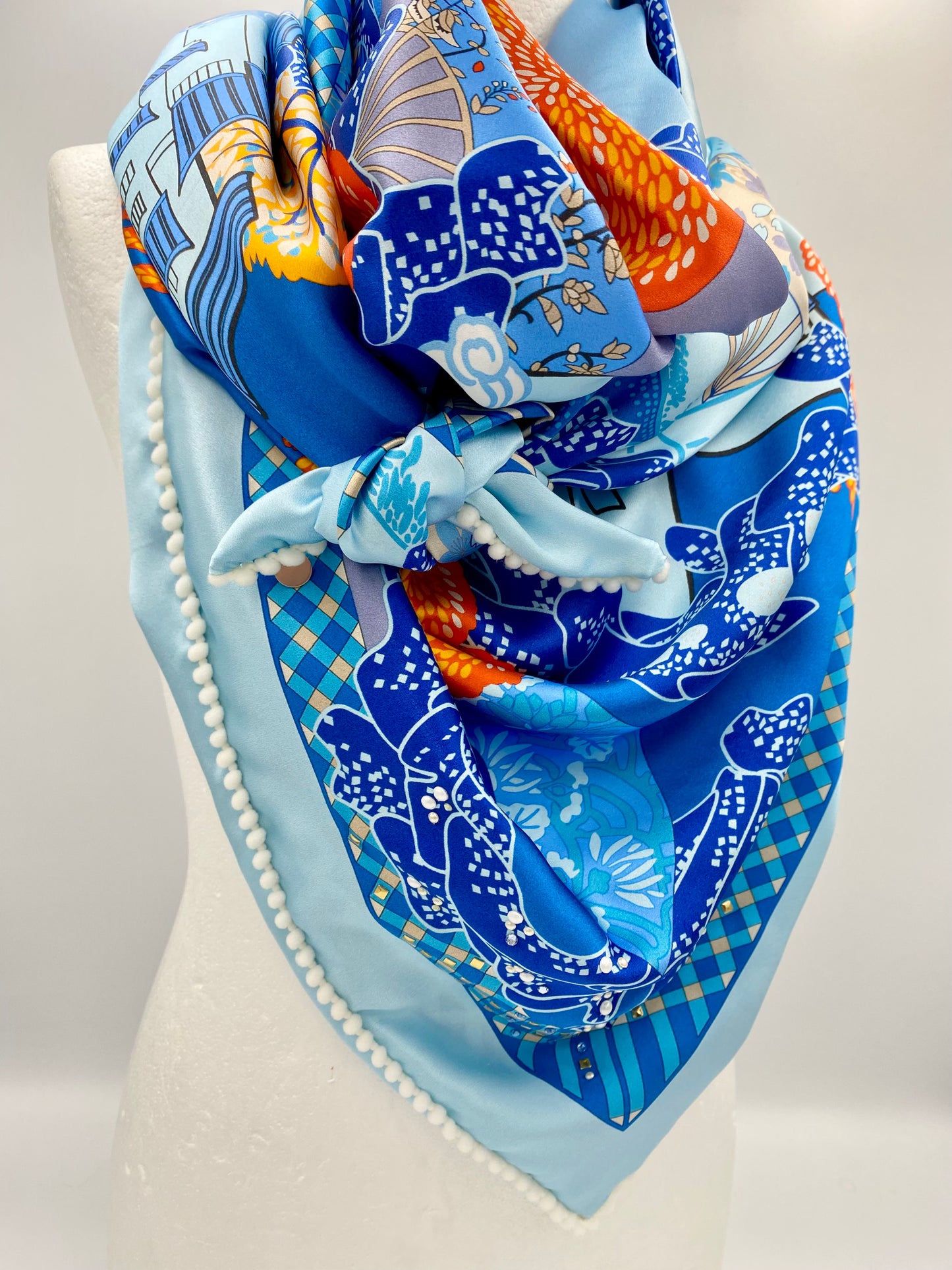 Foulard en soie bleu vif/01